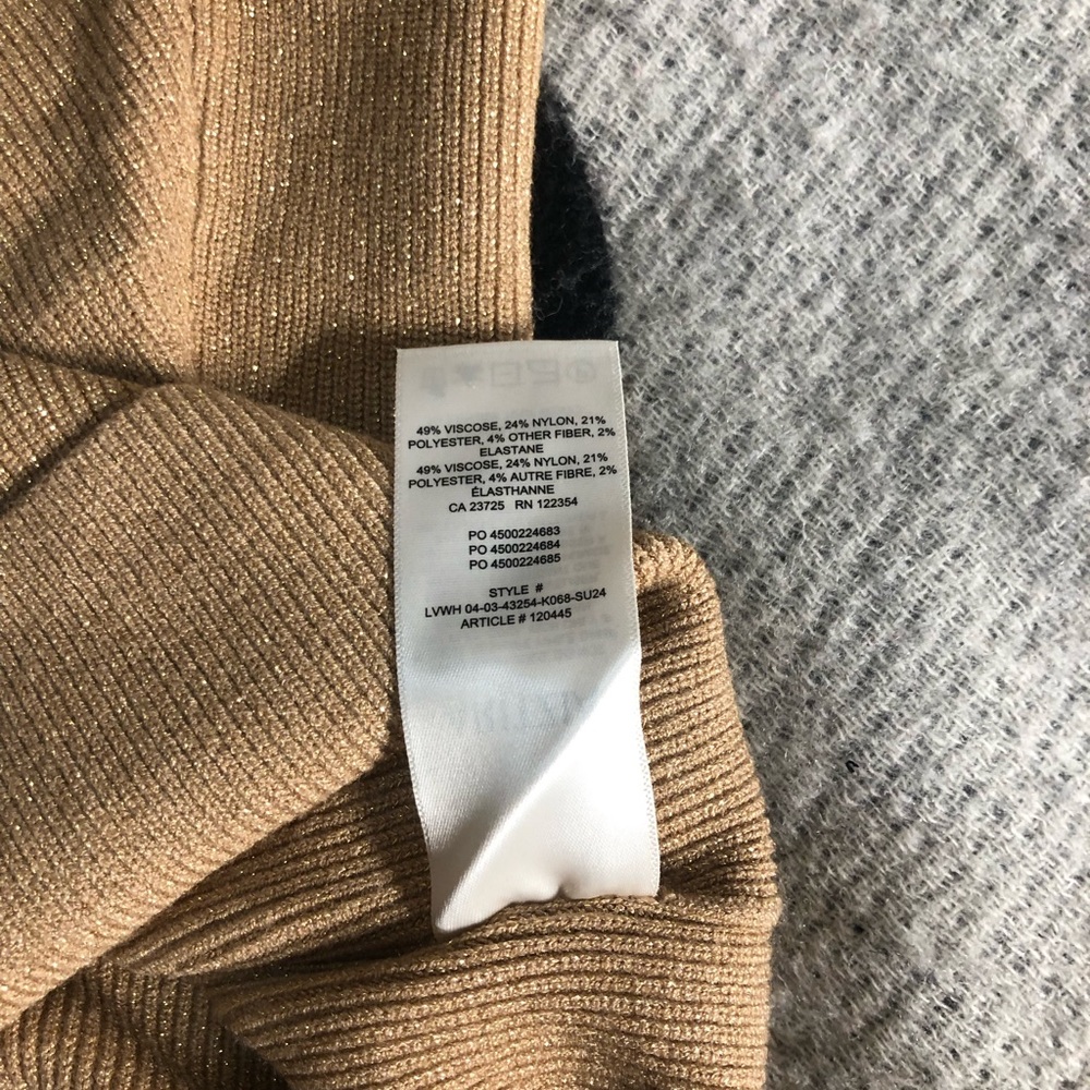 Aritzia Tan Women's Blouse - Picture 4 of 8